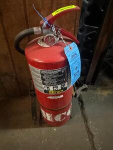 DRY CHEMICAL FIRE EXTINGUISHER W/ 2023 CHARGE