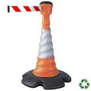 DESCRIPTION: (2) TRAFFIC CONES WITH SPOT FOR ATTACHABLE BELT BARRIER BRAND/MODEL: SKIPPER #03-602-4-01-04 INFORMATION: RED AND ORANGE, REFLECTIVE SIZE