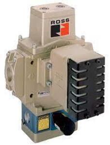 DESCRIPTION: (1) PNEUMATIC SAFETY DOUBLE SOLENOID VALVE BRAND/MODEL: ROSS SEPAR #3573A5151 RETAIL$: $800.00 EA QTY: 1