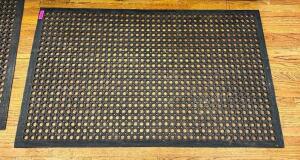 RUBBER DRAINAGE MAT