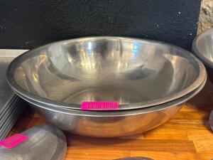 (2) - STAINLESS MIXING BOWLS