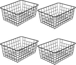 DESCRIPTION: (2) BOXES OF (4) WIRE BASKETS BRAND/MODEL: BLUE PANDA INFORMATION: CHROME SIZE: WIRE RETAIL$: $19.99 EA QTY: 2