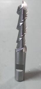 DESCRIPTION: (1) HSS SQ END MILL BRAND/MODEL: HERTEL 02478485 SIZE: 5/16" DIA 1-3/8" LOC RETAIL$: $25.33 QTY: 1