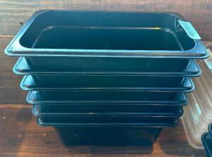 (6) 1/3 SIZE BLACK PLASTIC INSERTS . NO LIDS