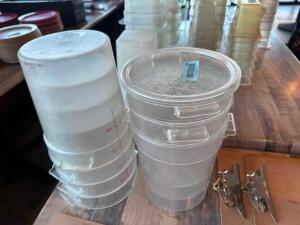 (6) 4 QT ROUND PLASTIC INSERTS W/ LIDS