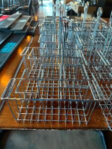 (25) WIRE TABLE CADDYS