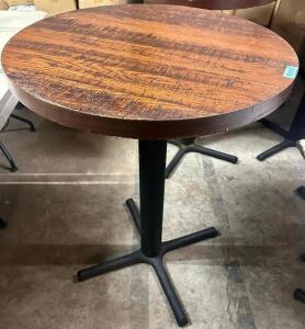 30" ROUND HARDWOOD TABLE W/ PUB BASE.