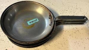 (3) 10" SKILLETS