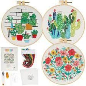 DESCRIPTION: (3) CROSS STITCHING KIT BRAND/MODEL: BRIGHT CREATIONS RETAIL$: $13.99 EA QTY: 3