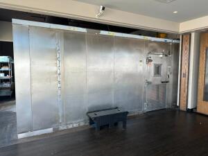 DESCRIPTION: WALK-IN COOLER UNIT BRAND/MODEL: KOLPAK SIZE: 20'X11'X8'6" LOCATION: COOLER ROOM QTY: 1