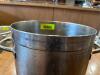 DESCRIPTION: 9.5" STOCK POT SIZE: 9.5"X10" LOCATION: DINING AREA QTY: 1 - 2