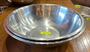 DESCRIPTION: (4) LARGE STAINLESS MIXING BOWLS SIZE: 18" LOCATION: DINING AREA QTY: 4