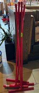 DESCRIPTION: (4) SQUEEGEES LOCATION: DINING AREA QTY: 4