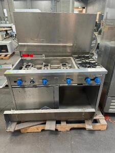 CASTLE TWO BURNER RANGE W/ 36" SPACE FOR GRIDDLE SURFACE. W/ (1) LOWER OVEN.