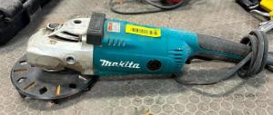 7" ELECTRIC ANGLE GRINDER