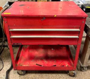 TOOL CHEST WITH POP-TOP ON CASTERS