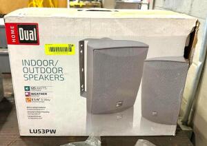 INDOOR/OUTDOOR SPEAKER SET