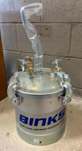 2.8 GALLON PRESSURE PAINT TANK