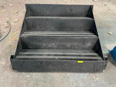 FOUR STEP BLACK METAL STAIR SET.