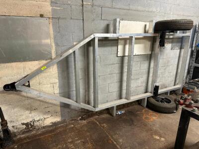 8' ALUMINUM TRAILER FRAME W/ AXLE AND WHEELS