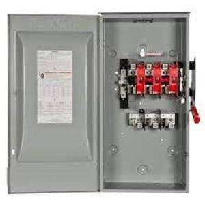 DESCRIPTION: (1) SAFETY SWITCH BRAND/MODEL: SIEMENS #6GND3 INFORMATION: GALVANIZED STEEL, INDOOR SIZE: 30 A, THREE PHASE, 600V AC RETAIL$: $463.35 EA