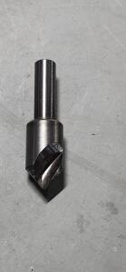 DESCRIPTION: (1) HSS COUNTERSINK 82* BRAND/MODEL: HERTEL 89340145 SIZE: 5/8" HEAD QTY: 1