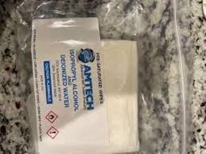 DESCRIPTION: (1) CASE OF (10) PACKS OF ISOPROPYL ALCOHOL WIPES BRAND/MODEL: AMTECH RETAIL$: $70.00 EA QTY: 1