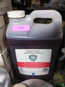 DESCRIPTION: (1) HIGH ALKALINE DEGREASER BRAND/MODEL: TENNANT TRUE CLEANING SOLUTIONS SIZE: 2.5 GALLONS RETAIL$: $80.00 EA QTY: 1