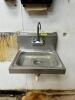 WALL MOUNTED SINK - 2