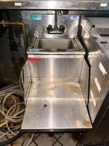 STAINLESS STEEL SINK