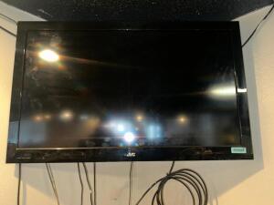 JVC 42" FLAT SCREEN TV W/ WALL MOUNT.