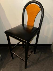 HEAVY DUTY 30" BAR STOOL W/ METAL FRAME, BLACK PADDED SEAT, AND WOOD BACK.