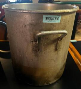 30 QT ALUMINUM STOCK POT