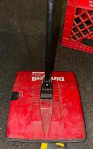 DIRT DEVIL SWEEPER VACUUM