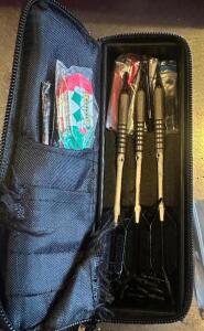 (1) SET OF DARTS W/ CARRY CASE.