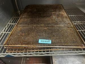 (2) FULL SIZE WIRE COOLING RACKS