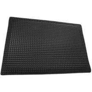 DESCRIPTION: (2) ANTI FATIGUE DOUBLE SPONGE MAT BRAND/MODEL: PRODUCT NUMBER #DV36BLACK INFORMATION: BLACK SIZE: 6' X 7' RETAIL$: $369.99 EA QTY: 2