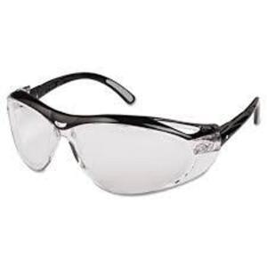 DESCRIPTION: (12) PAIRS OF SAFETY GLASSES, ANTI FOG BRAND/MODEL: ENVISION #14478 INFORMATION: BLACK FRAME SIZE: UNIVERSAL RETAIL$: $9.64 EA QTY: 12