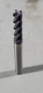 DESCRIPTION: (1) SOLID CARBIDE SQ END MILL BRAND/MODEL: ACCUPRO 01982404 SIZE: 15/64" DIA 3/4" LOC QTY: 1