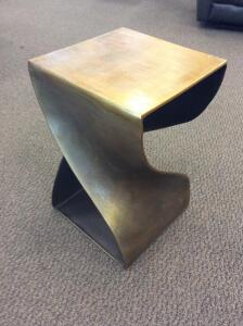 BRASS ACCENT TABLE