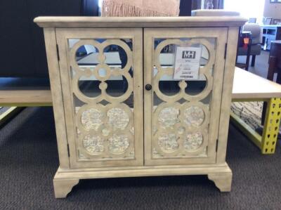 ACCENT CABINET