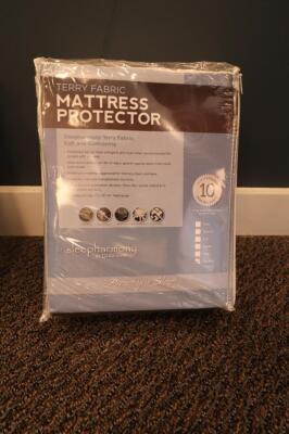 MATTRESS PROTECTOR