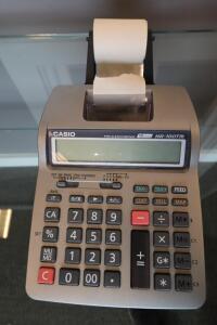 DIGITAL CALCULATOR