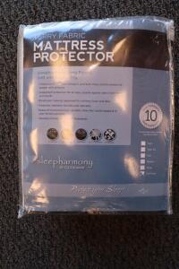 MATTRESS PROTECTOR