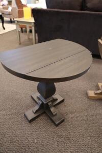 ACCENT TABLE