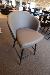 SWIVEL COUNTER HEIGHT CHAIR