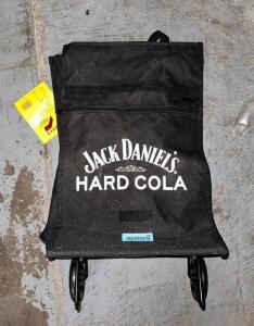 JACK DANIELS HARD COLA ROLL AROUND BAG