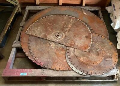 VARIOUS SIZE CONCRETE CUTTING SAW BLADES AS SHOWN