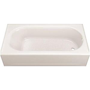 DESCRIPTION: (1) SOAKING BATHTUB BRAND/MODEL: AMERICAN STANDARD INFORMATION: RIGHT HAND DRAIN, SLIGHT DAMAGE, SEE INSPECTION RETAIL$: $419 SIZE: 30" X