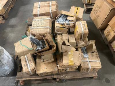 DESCRIPTION PALLET OF ASSORTED EAZY POWER TOOLING ADDITIONAL INFORMATION ASSORTED BITS, LOCATION BAY 6 QTY 1